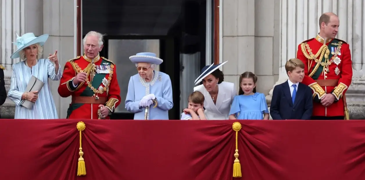 Zomm:  La última carta de Su Majestad