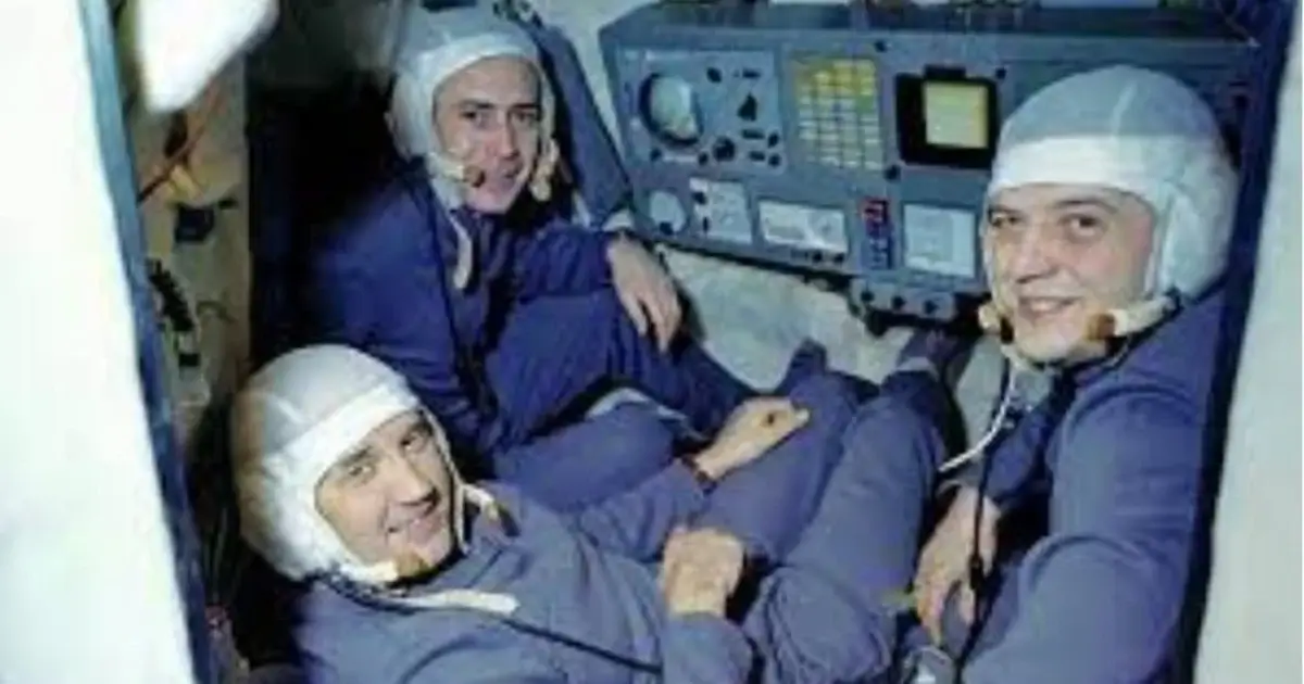 El misterio de los tres astronautas que murieron sonriendo dentro de su nave