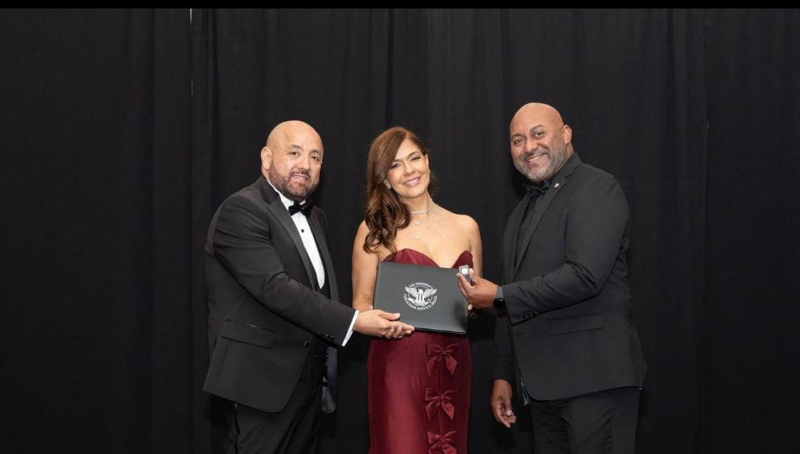 LA CASA BLANCA RECONOCE A DOMINICANA POR  SERVICIO VOLUNTARIO A FAVOR DEL AUTISMO